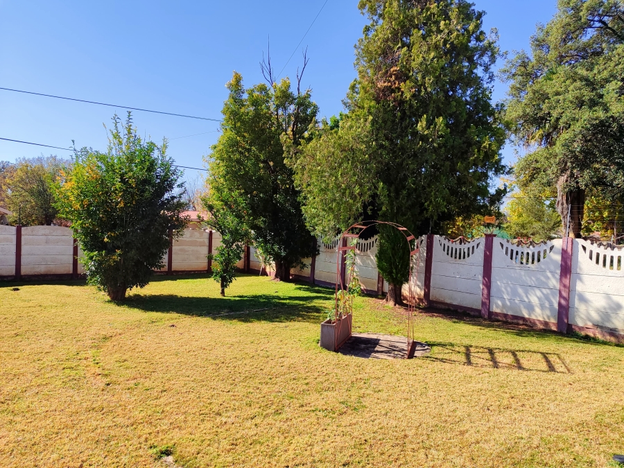 3 Bedroom Property for Sale in Meiringspark North West